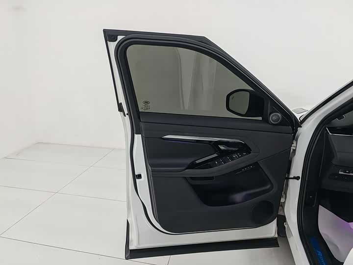 Фото 12 - Land Rover Range Rover Evoque L