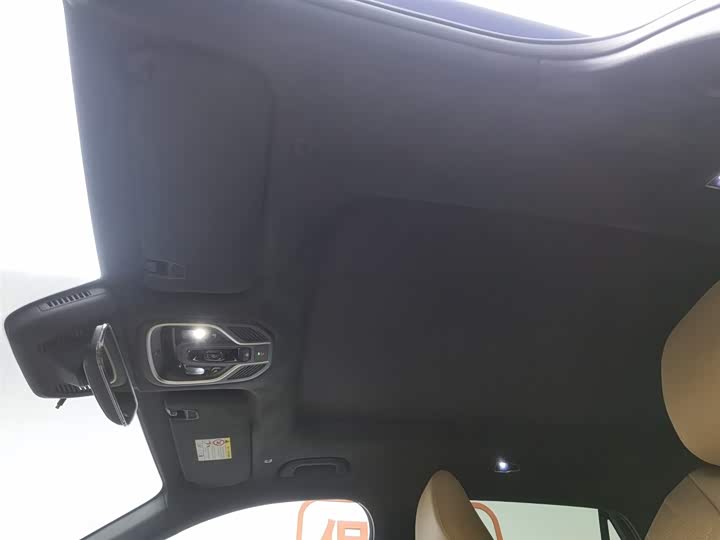 Фото 14 - Geely Monjaro L Hybrid