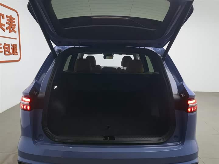 Фото 16 - Geely Monjaro L Hybrid