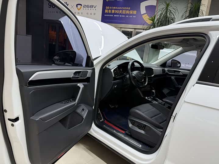 Фото 8 - Volkswagen Tayron