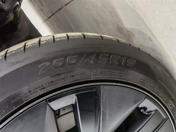 Фото 24 - Tesla Model Y