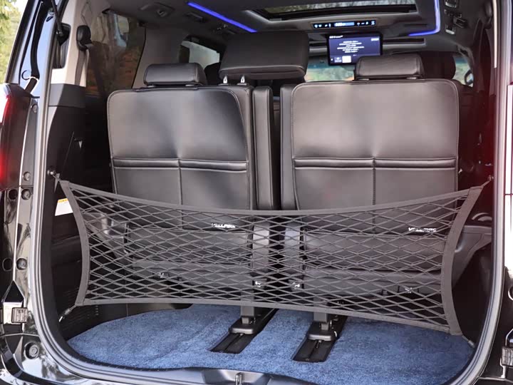 Фото 35 - Toyota Vellfire