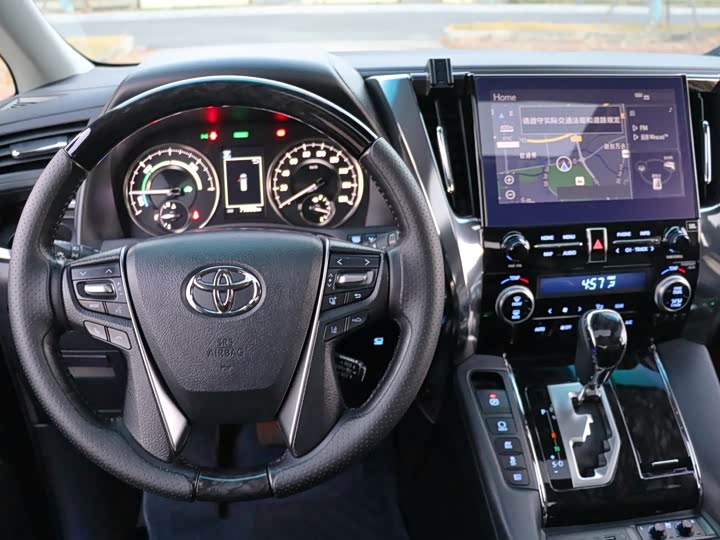 Фото 36 - Toyota Vellfire