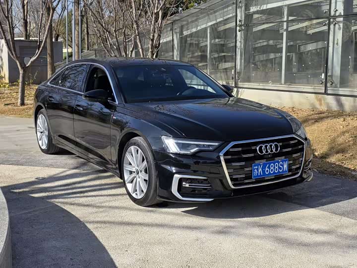 Фото 3 - Audi A6L