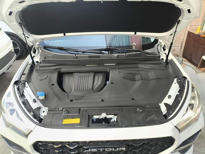 Фото 20 - Jetour X90