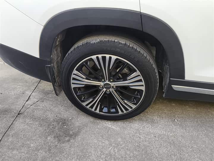 Фото 26 - Jetour X90