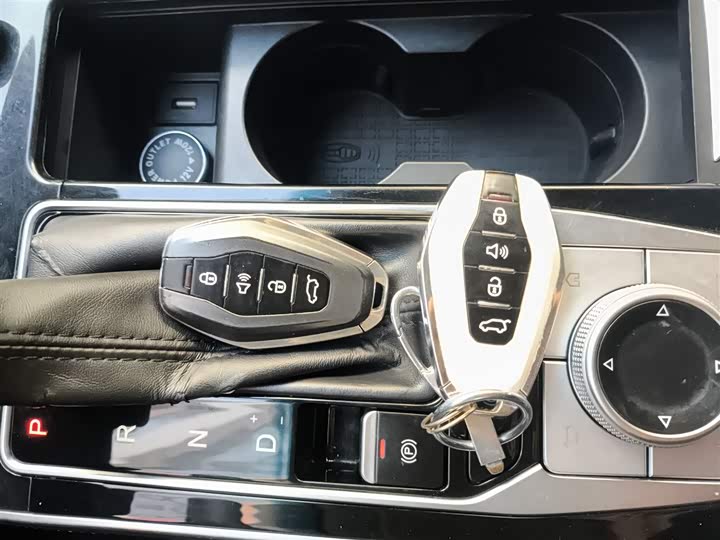 Фото 9 - Jetour X90