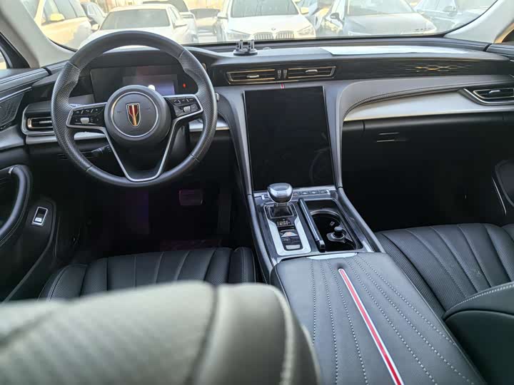 Фото 6 - Hongqi H5