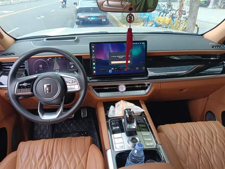 Фото 13 - Tank 500 Hybrid