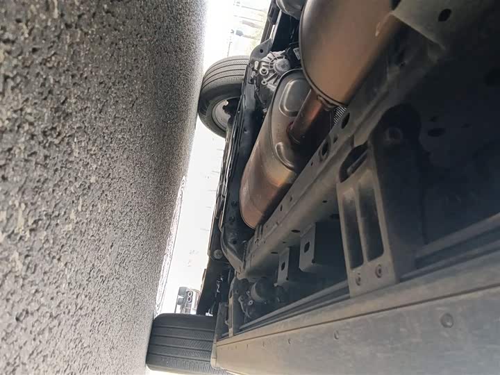 Фото 17 - Tank 500 Hybrid