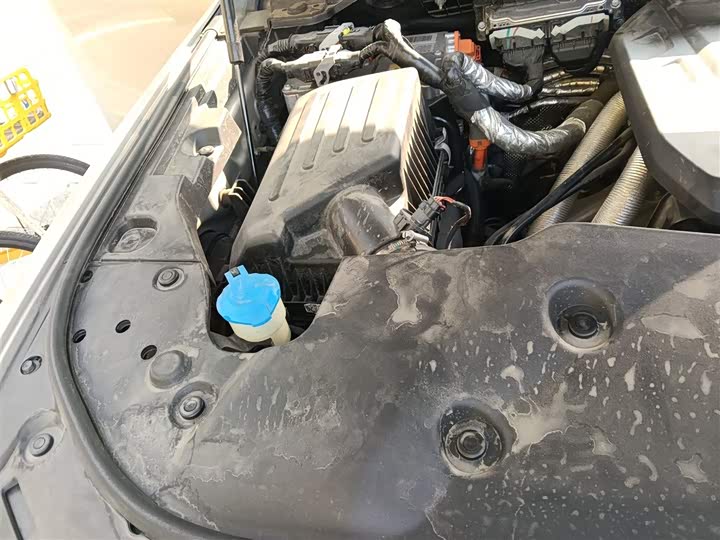 Фото 21 - Tank 500 Hybrid