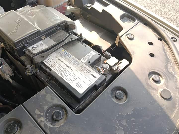 Фото 22 - Tank 500 Hybrid