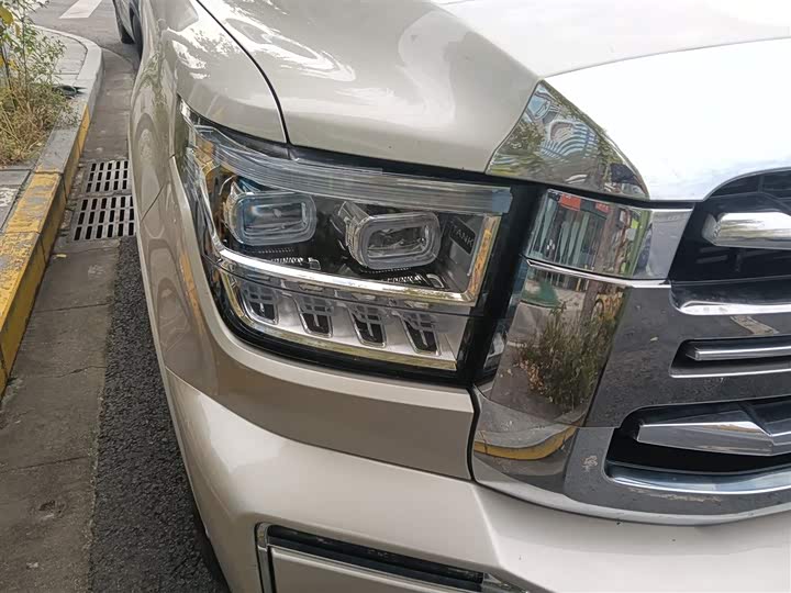 Фото 30 - Tank 500 Hybrid