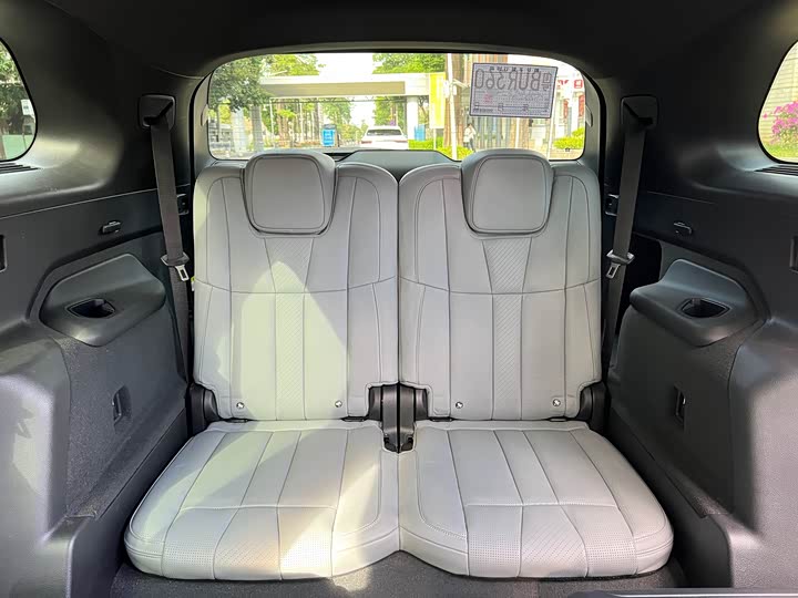 Фото 12 - Nio ES8