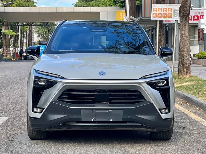 Фото 2 - Nio ES8