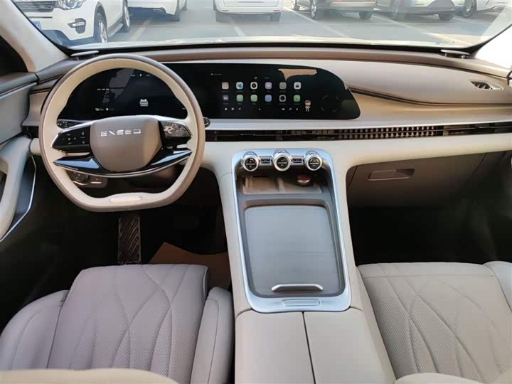 Фото 10 - Exeed RX C-DM Hybrid