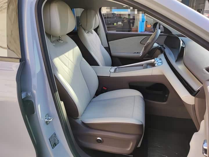 Фото 25 - Exeed RX C-DM Hybrid