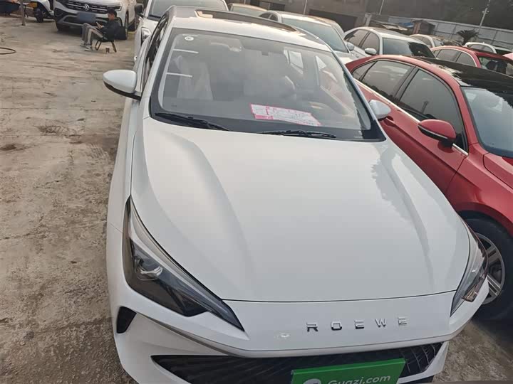 Фото 3 - Roewe i5