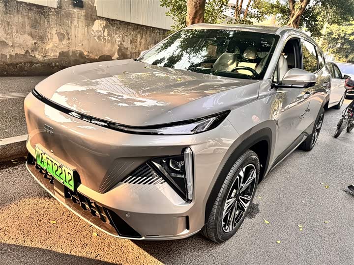 Фото 1 - Geely Galaxy L7