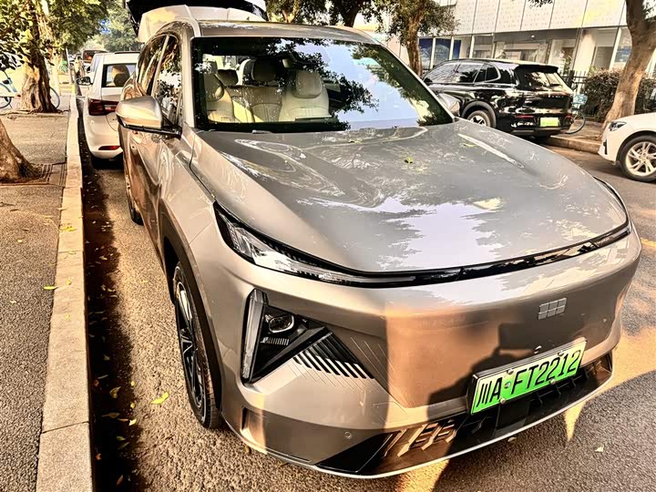 Фото 3 - Geely Galaxy L7