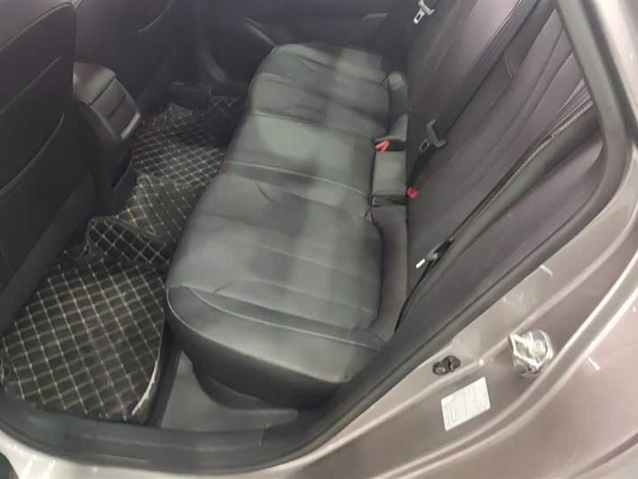 Фото 11 - Changan Eado Plus