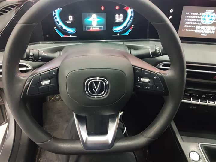 Фото 15 - Changan Eado Plus