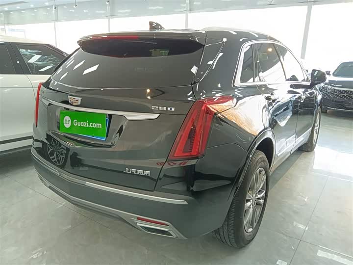 Фото 7 - Cadillac XT5