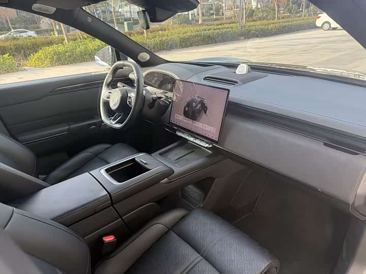 Фото 12 - Zeekr 7X