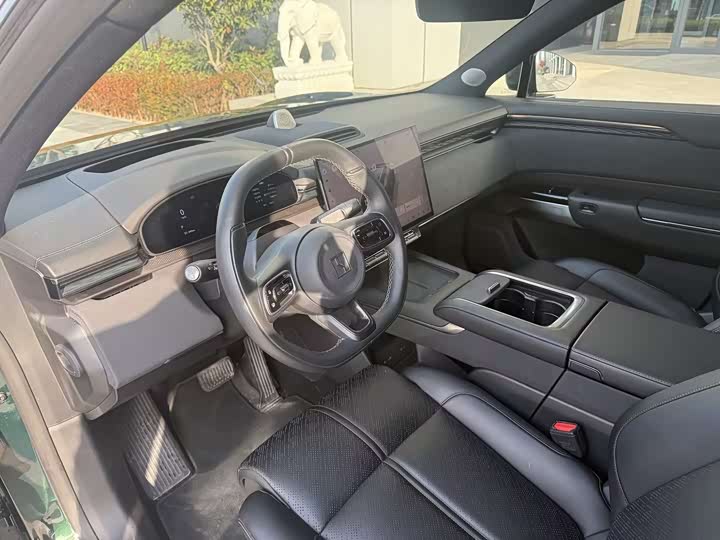 Фото 8 - Zeekr 7X