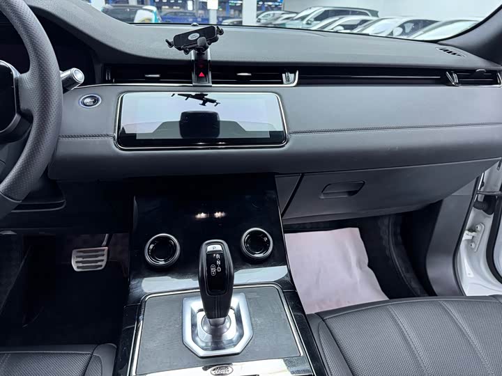 Фото 10 - Land Rover Range Rover Evoque L