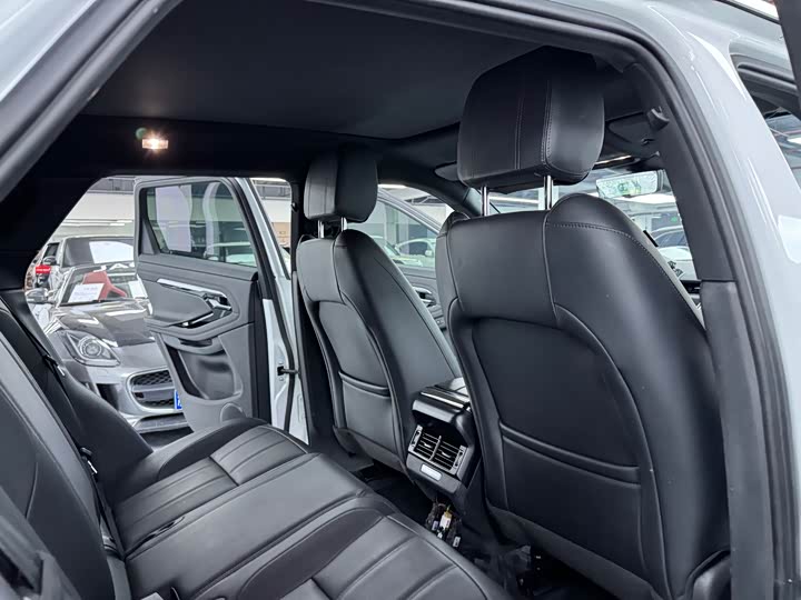 Фото 13 - Land Rover Range Rover Evoque L