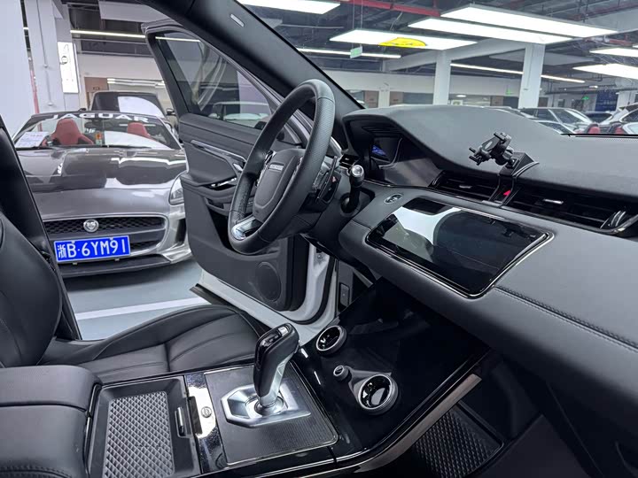 Фото 17 - Land Rover Range Rover Evoque L