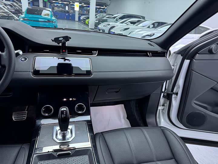 Фото 8 - Land Rover Range Rover Evoque L