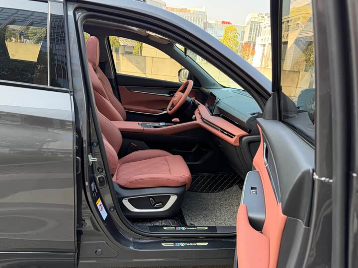 Фото 8 - Changan CS75 Plus