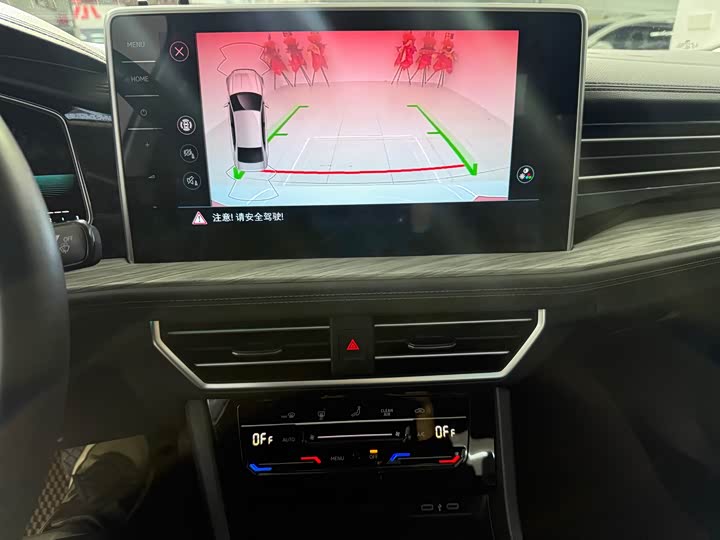 Фото 10 - Volkswagen Sagitar L