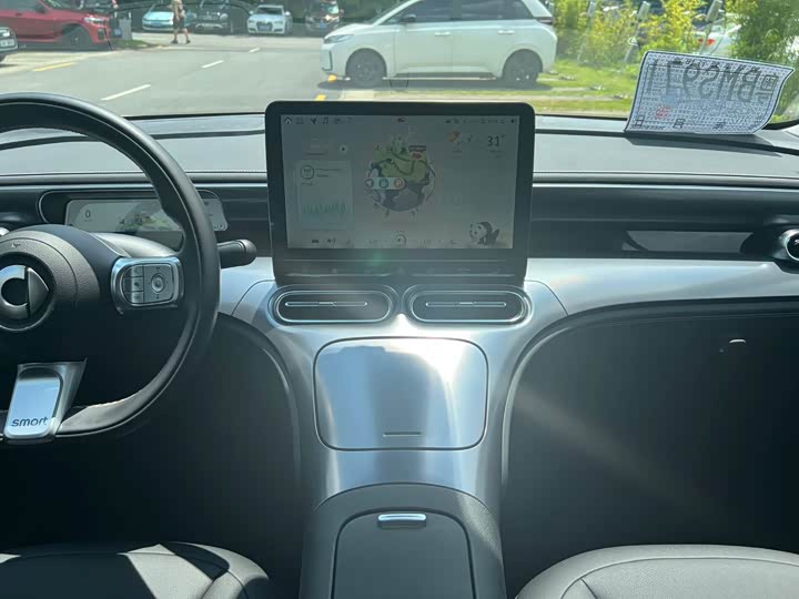 Фото 15 - Smart #1