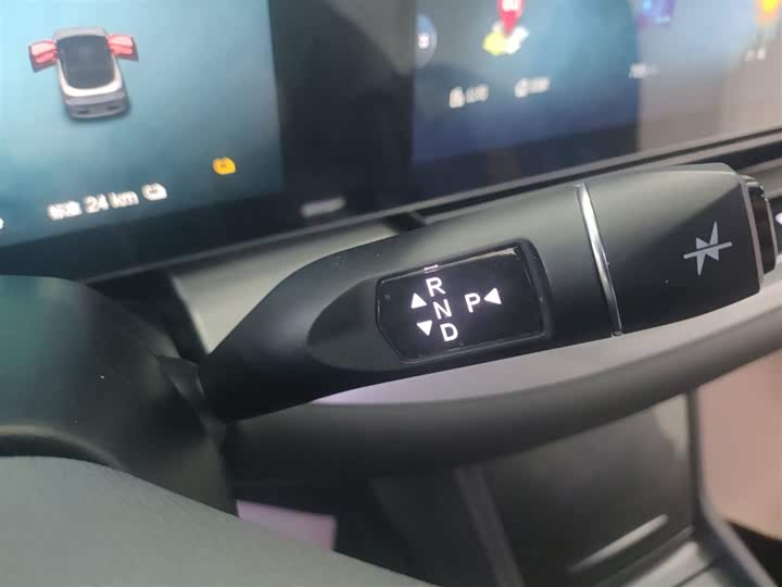 Фото 14 - BAIC Arcfox Alpha S