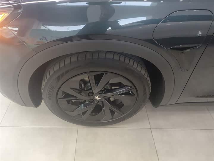 Фото 23 - BAIC Arcfox Alpha S