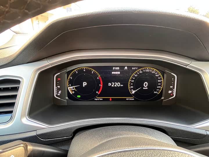 Фото 10 - Volkswagen T-Roc