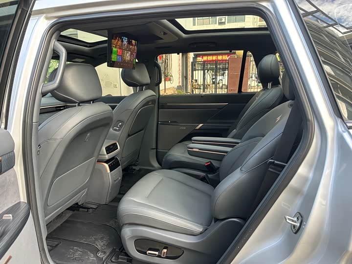 Фото 6 - Dongfeng Yipai eπ 008