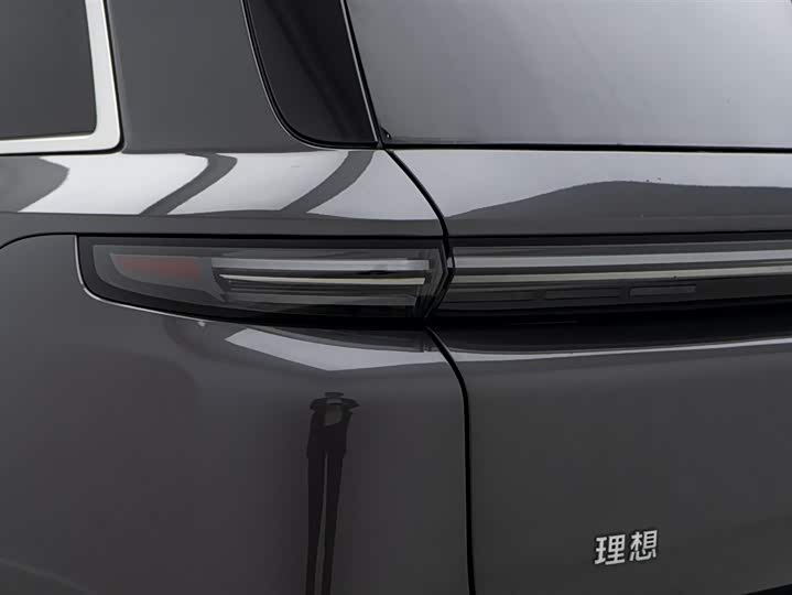 Фото 20 - LiXiang L8