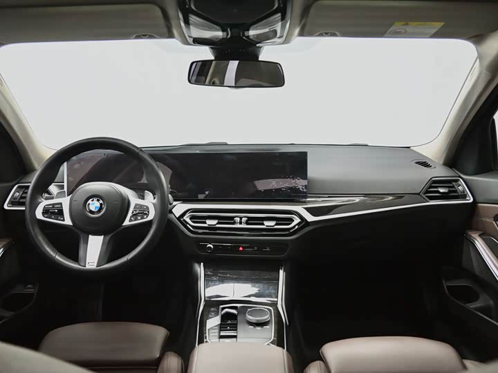 Фото 10 - BMW 3 Series