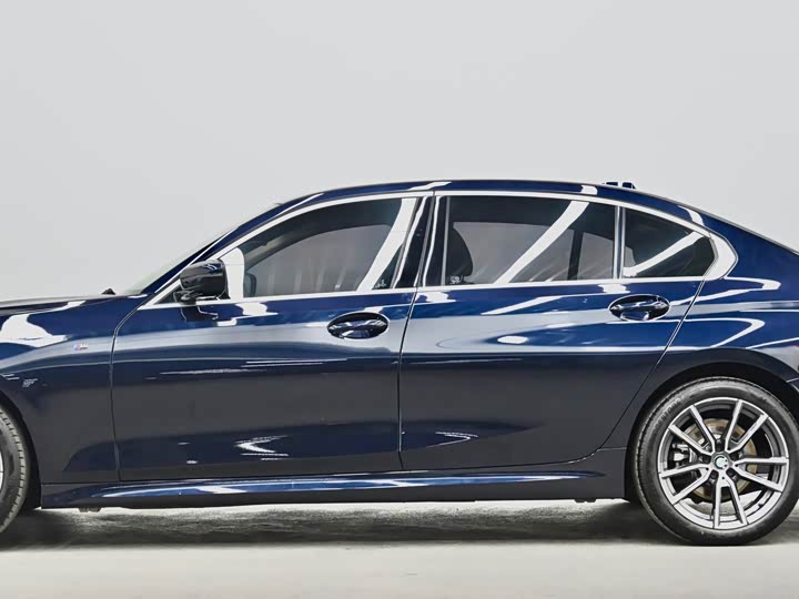 Фото 25 - BMW 3 Series