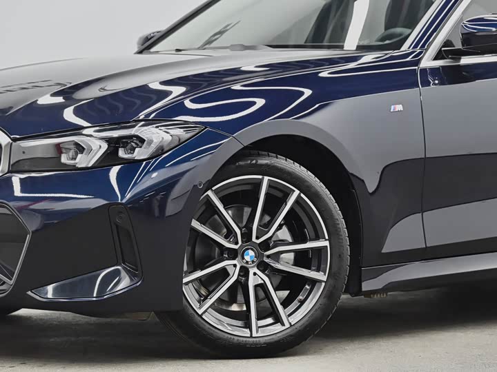 Фото 28 - BMW 3 Series