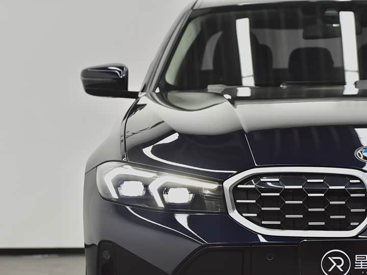 Фото 32 - BMW 3 Series