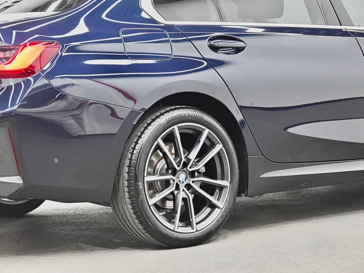 Фото 35 - BMW 3 Series