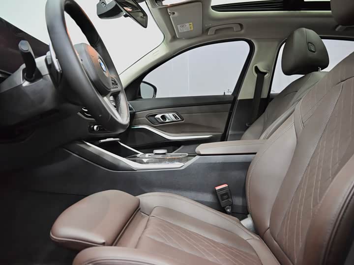 Фото 8 - BMW 3 Series