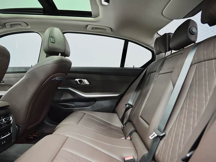 Фото 9 - BMW 3 Series