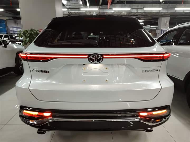 Фото 6 - Toyota Venza