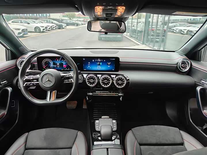 Фото 7 - Mercedes-Benz A-Class